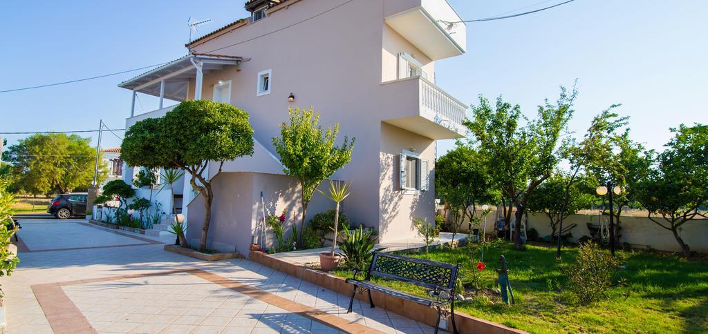 Ostria Apartments Kalamákion Zewnętrze zdjęcie